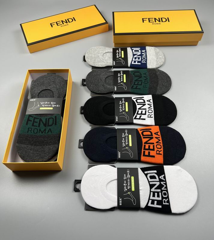 Fendi socks  (2)