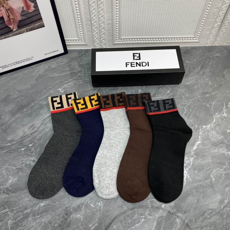 Fendi socks  (3)