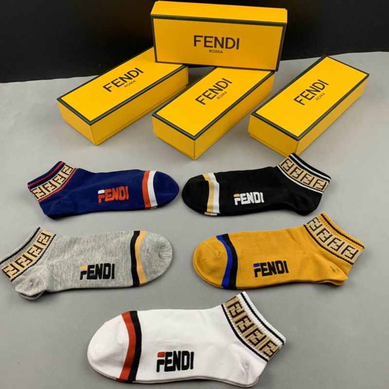 Fendi socks  (3)
