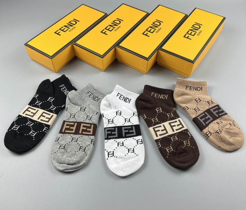 Fendi socks  (4)