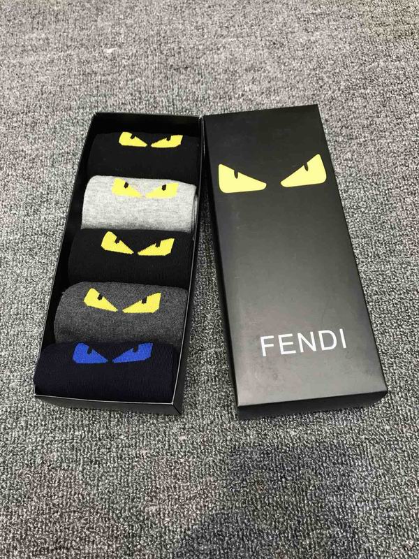 Fendi socks  (4)