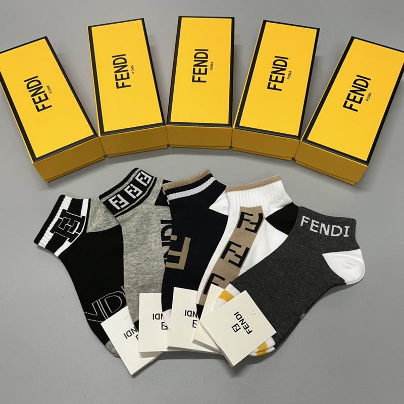 Fendi socks  (4)