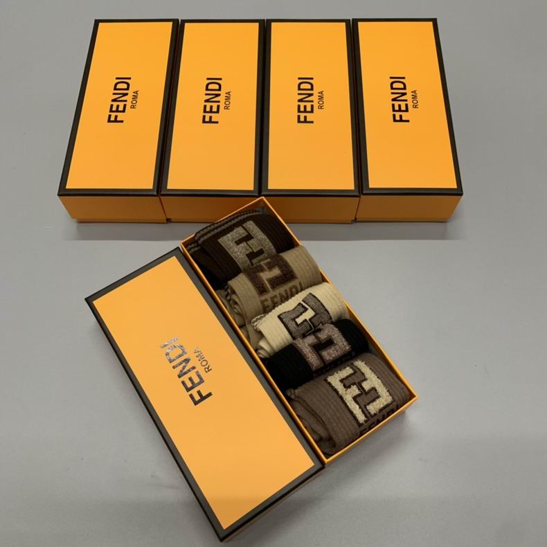 Fendi socks  (5)