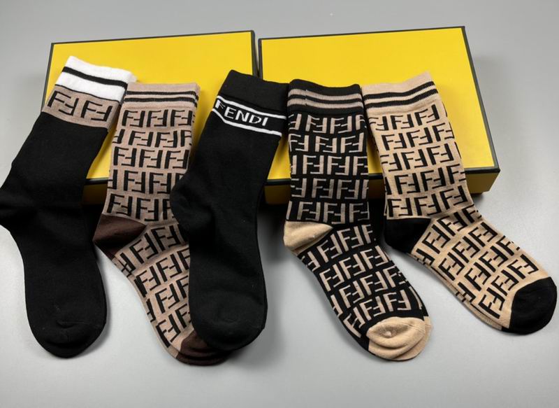 Fendi socks  (5)