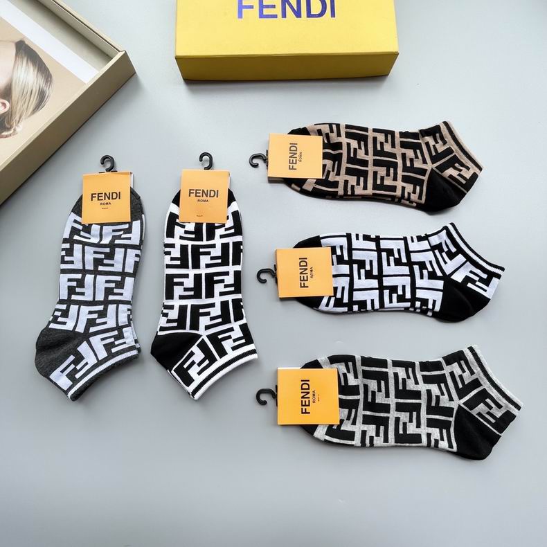 Fendi socks  (5)