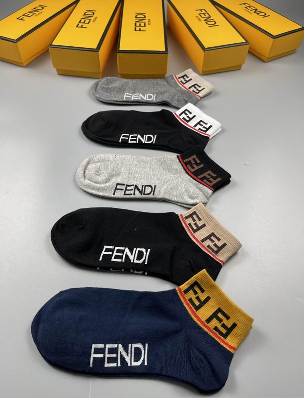 Fendi socks  (5)