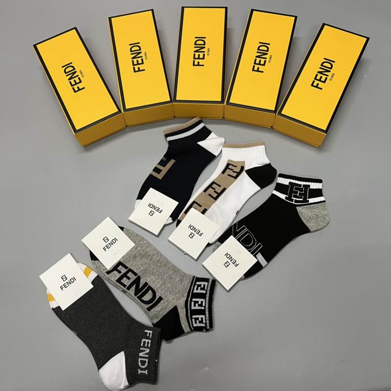 Fendi socks  (5)