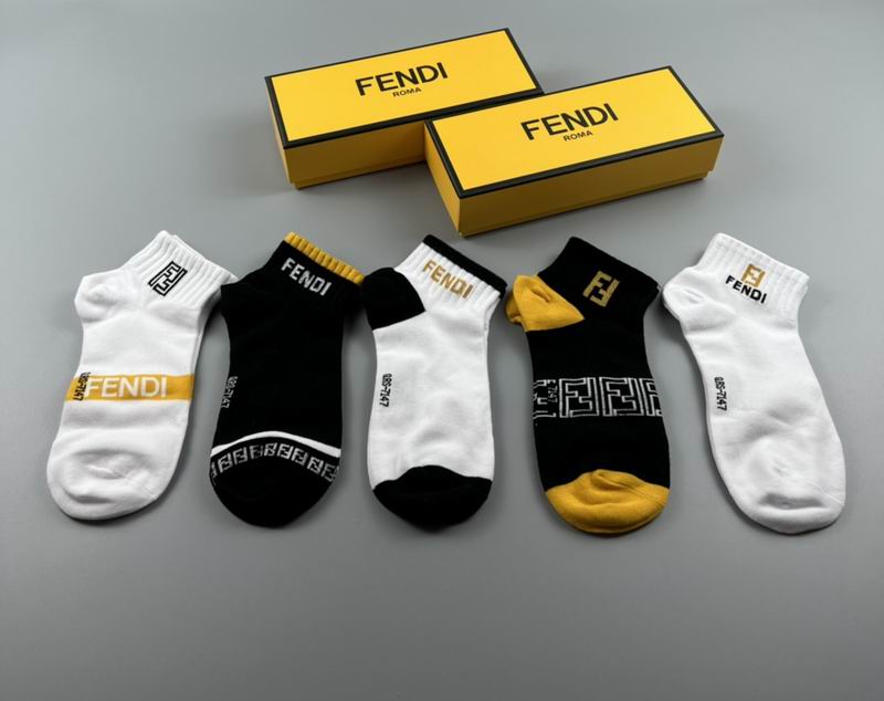 Fendi socks  (5)