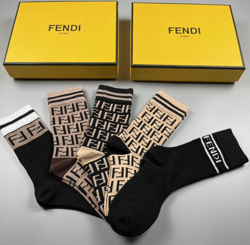Fendi socks  (6)