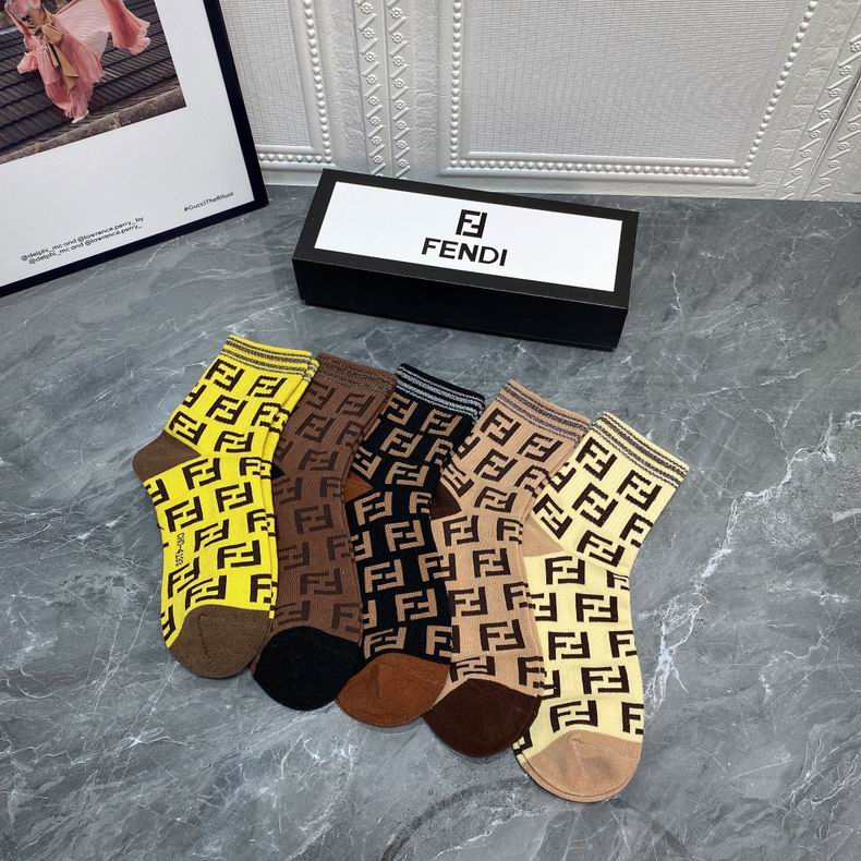 Fendi socks  (6)