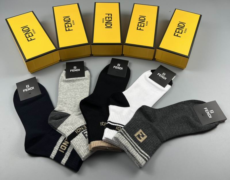 Fendi socks  (6)
