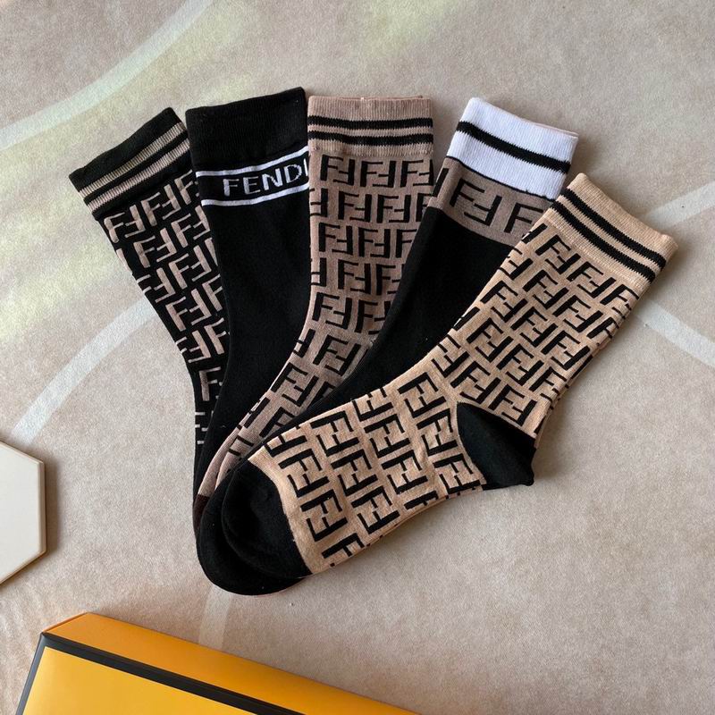Fendi socks  (6)