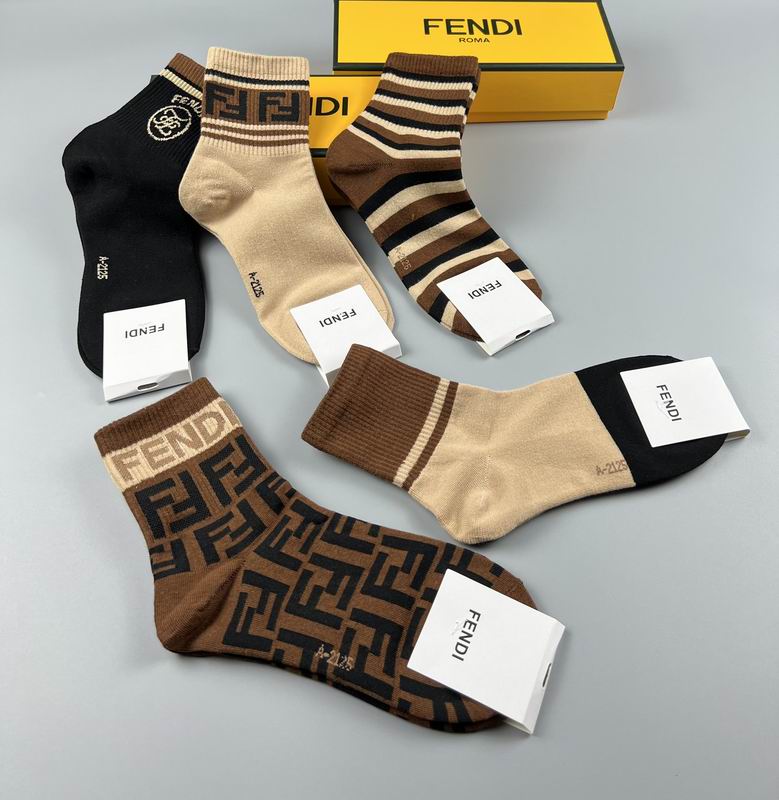 Fendi socks  (6)