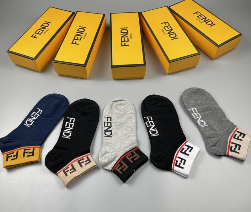 Fendi socks  (6)