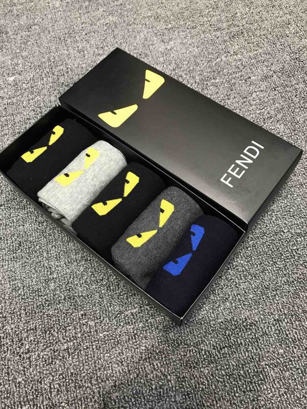 Fendi socks  (6)