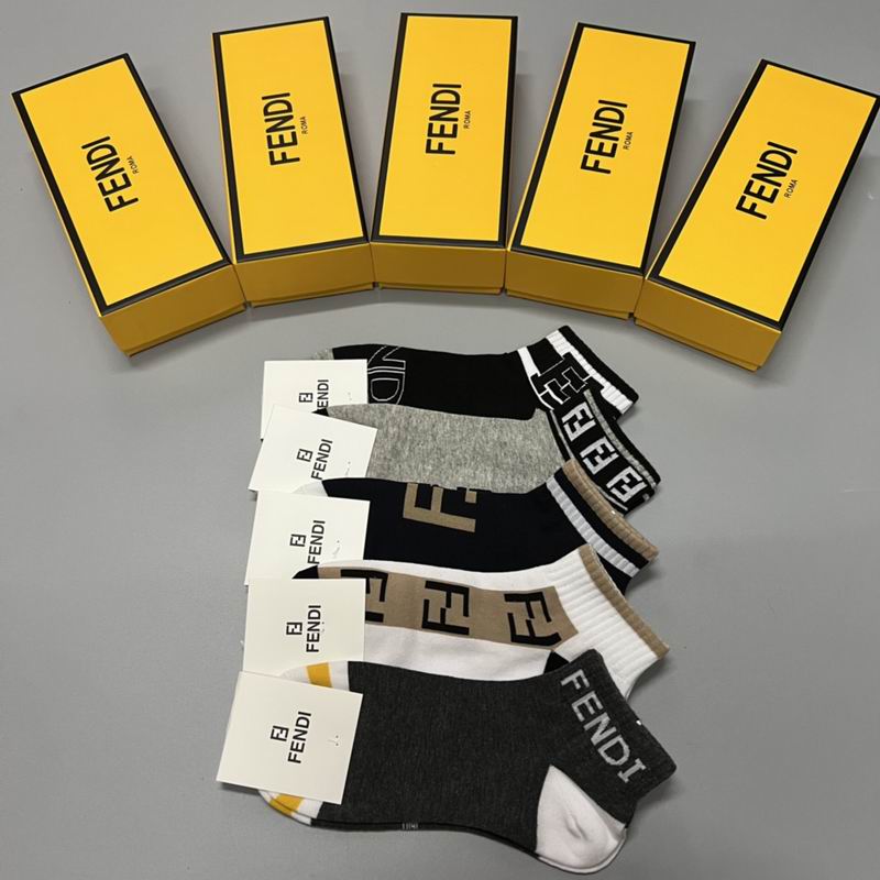 Fendi socks  (6)