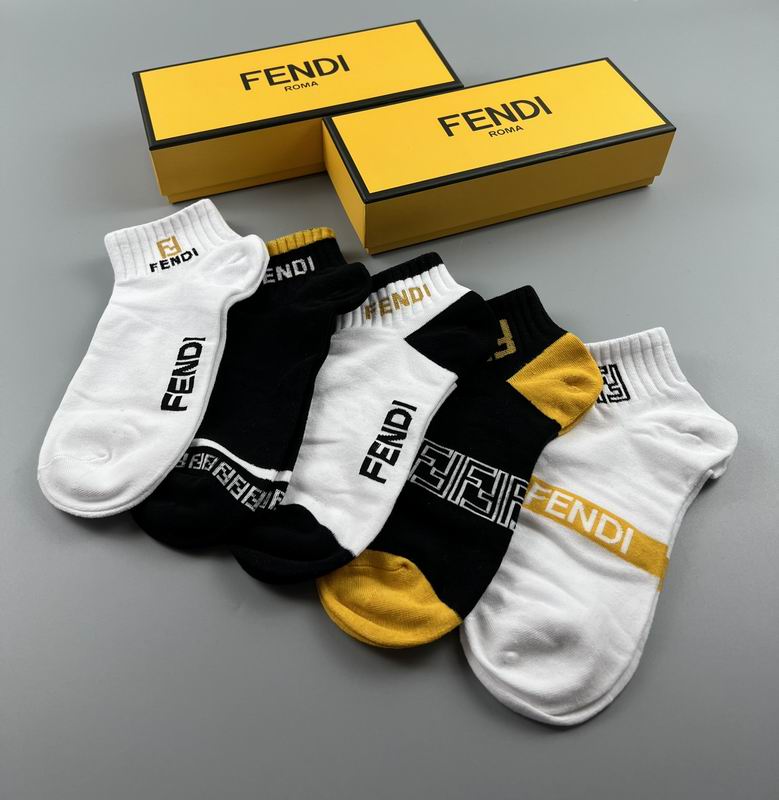 Fendi socks  (6)