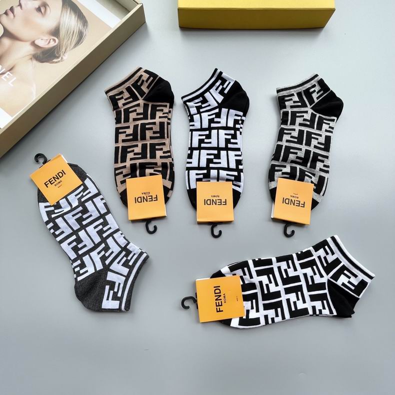 Fendi socks  (7)