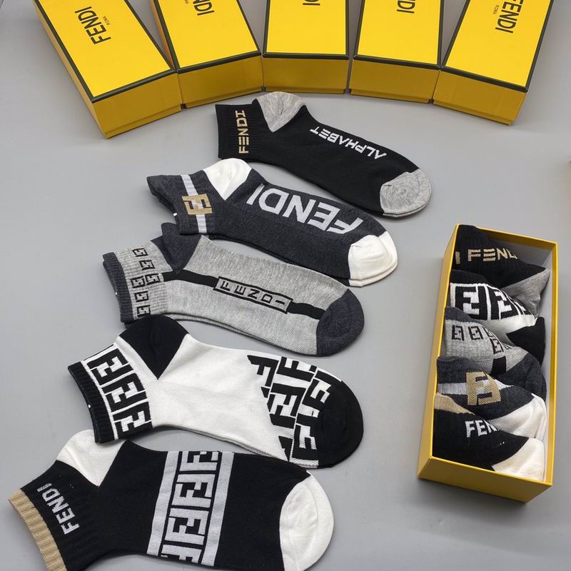 Fendi socks  (7)