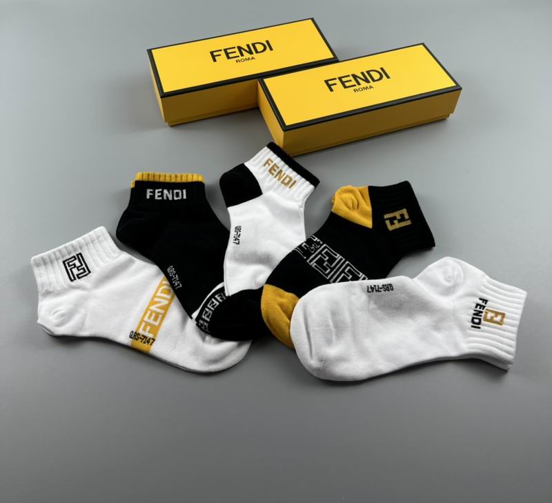 Fendi socks  (7)