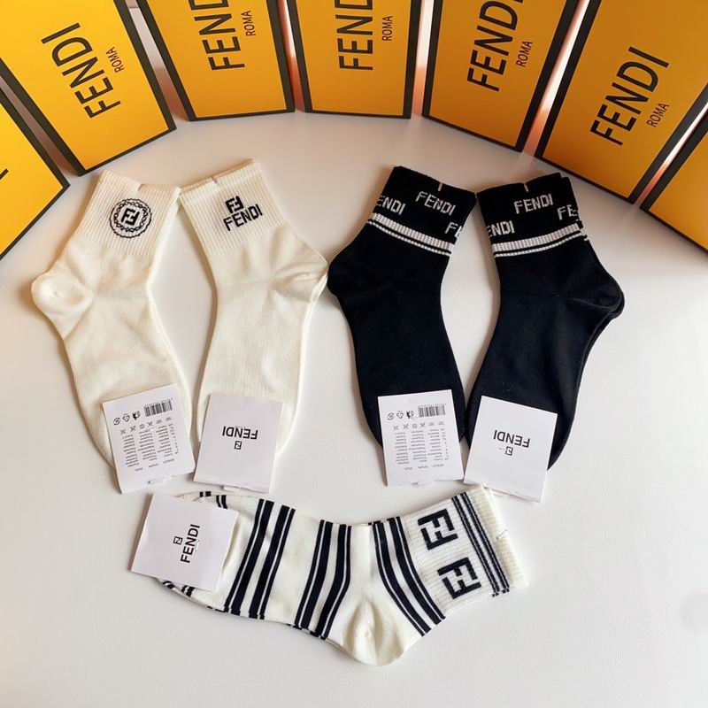 Fendi socks  (8)