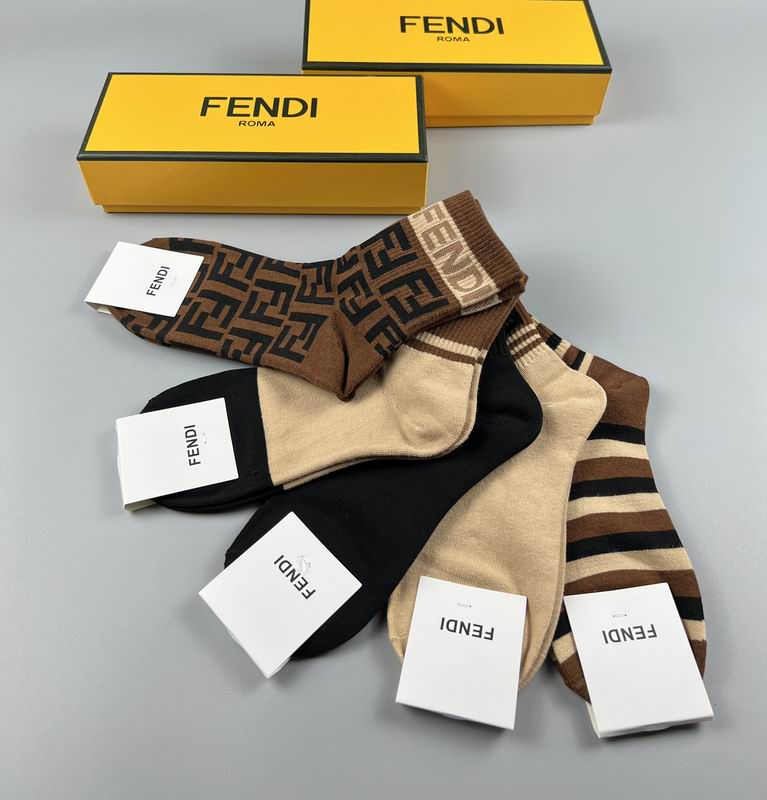 Fendi socks  (8)