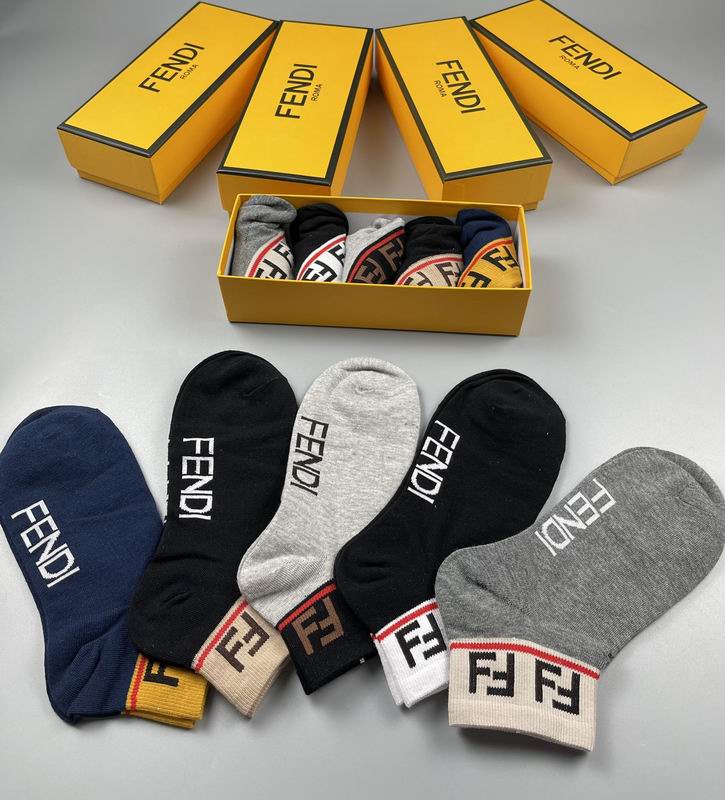 Fendi socks  (8)