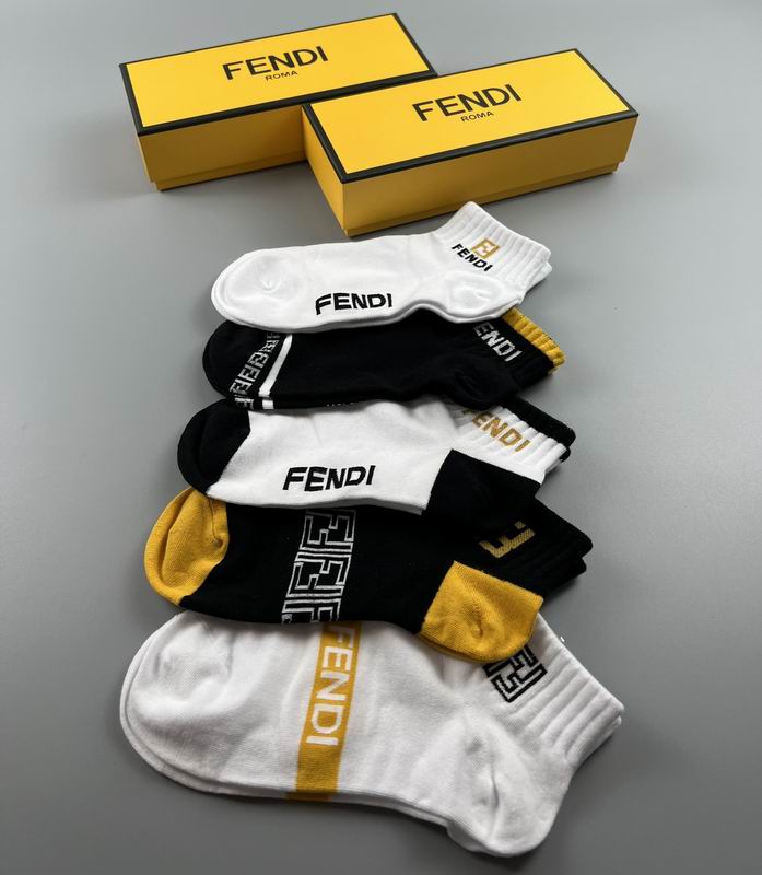 Fendi socks  (8)