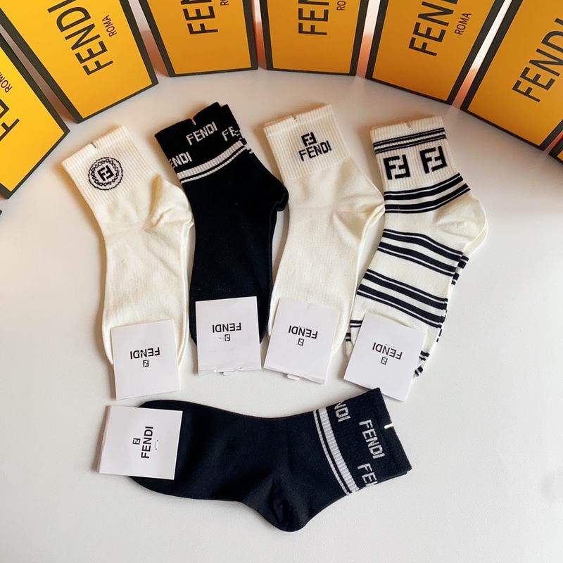 Fendi socks  (9)