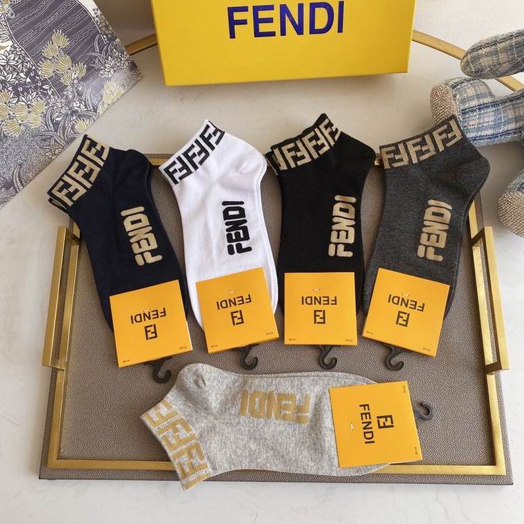 Fendi socks   (1)