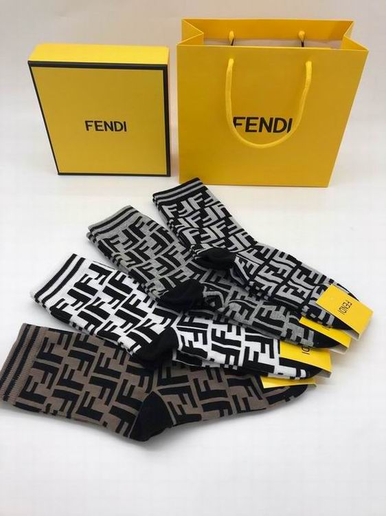 Fendi socks   (1)