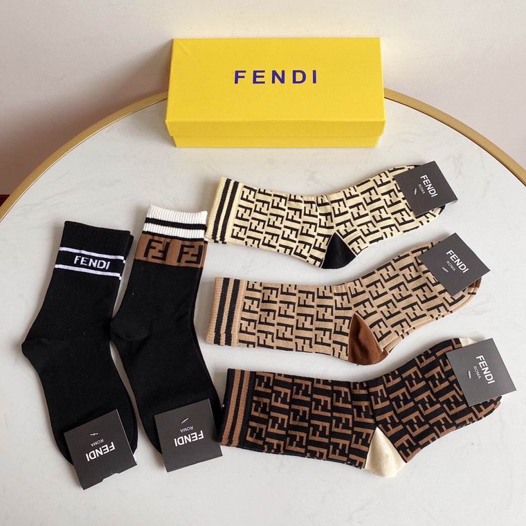 Fendi socks   (2)