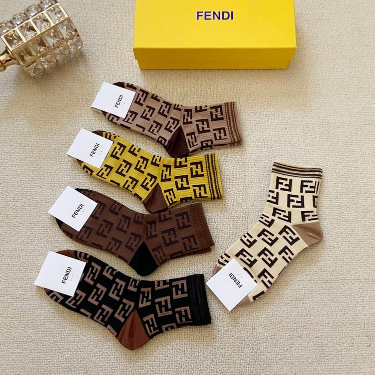 Fendi socks   (2)