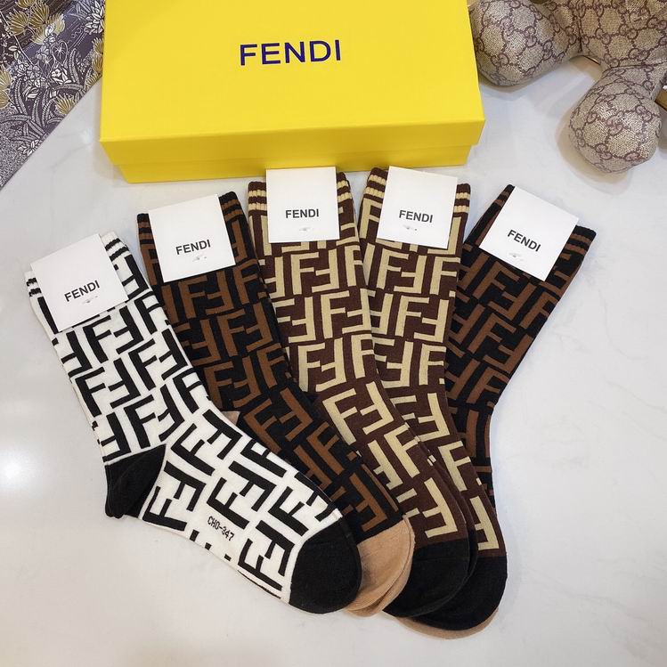 Fendi socks   (2)