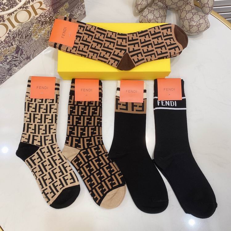 Fendi socks   (2)
