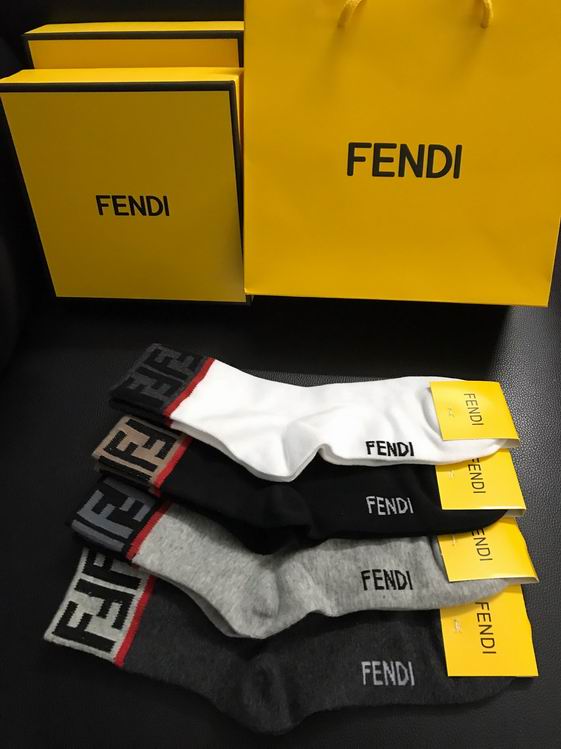 Fendi socks   (2)