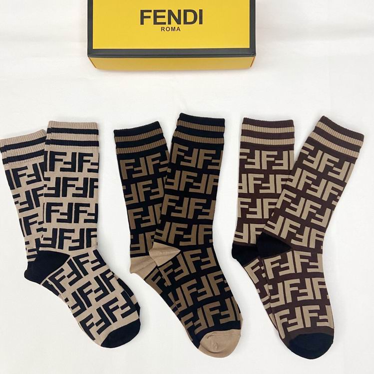 Fendi socks   (2)