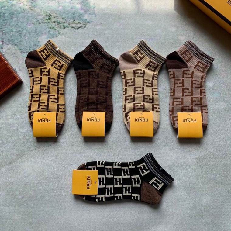 Fendi socks   (3)