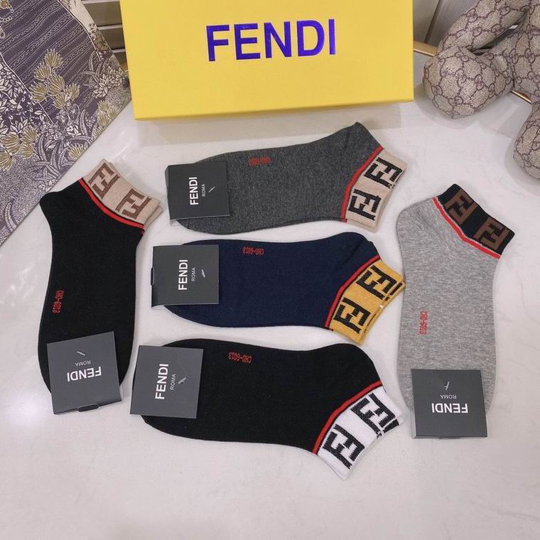 Fendi socks   (3)