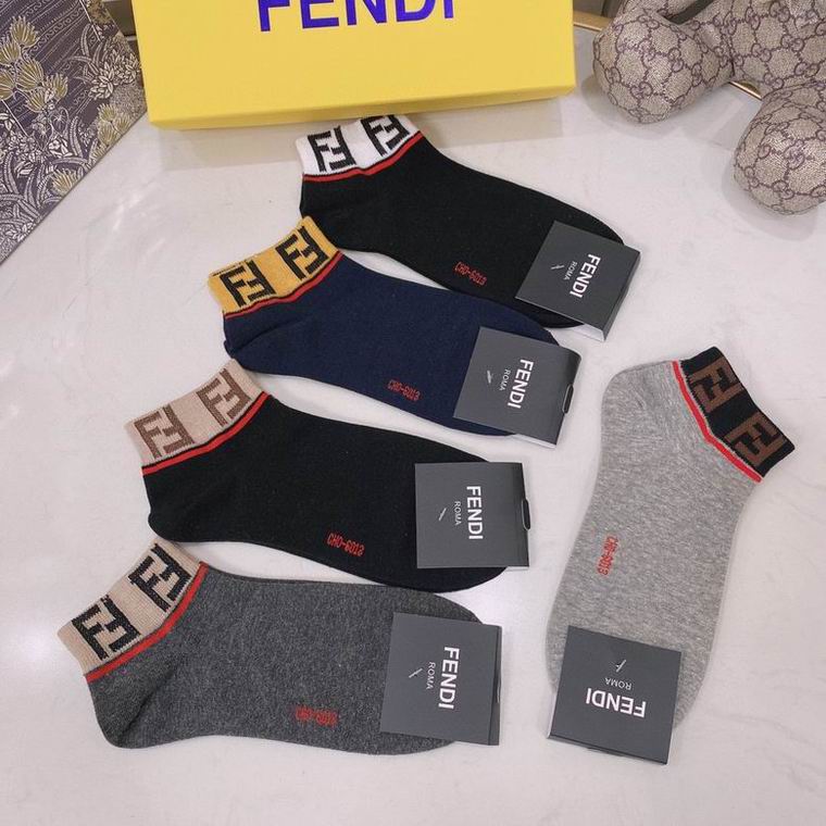 Fendi socks   (4)