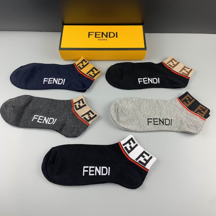 Fendi socks   (4)