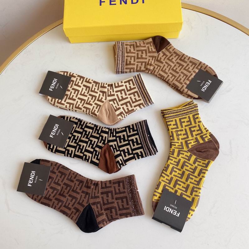 Fendi socks   (5)