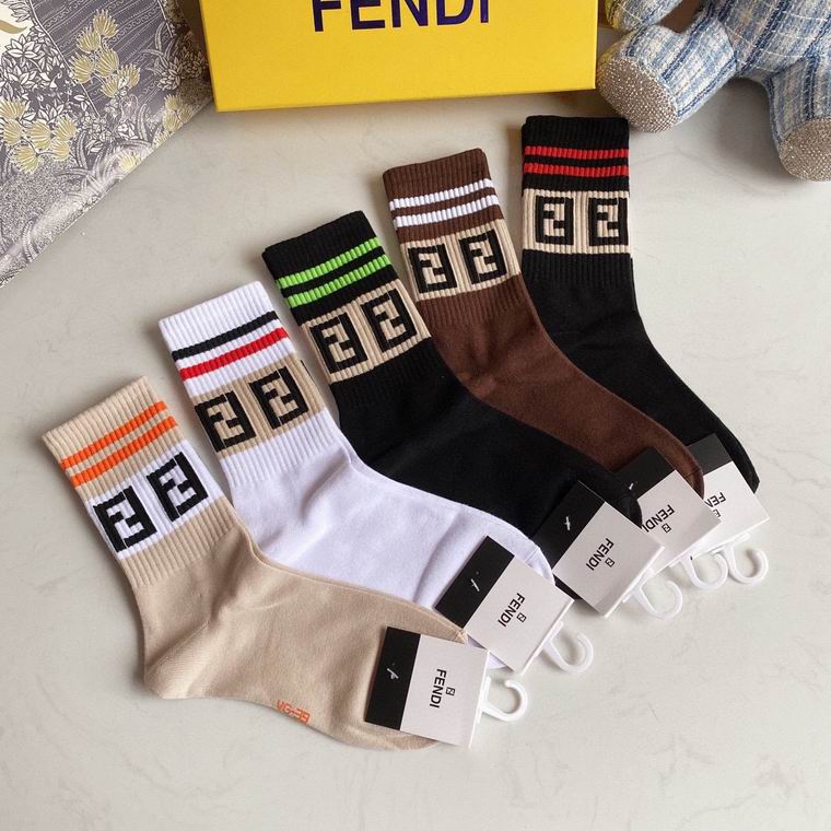 Fendi socks   (5)