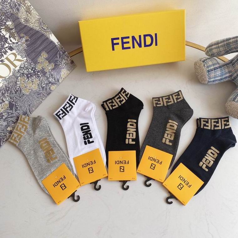 Fendi socks   (5)