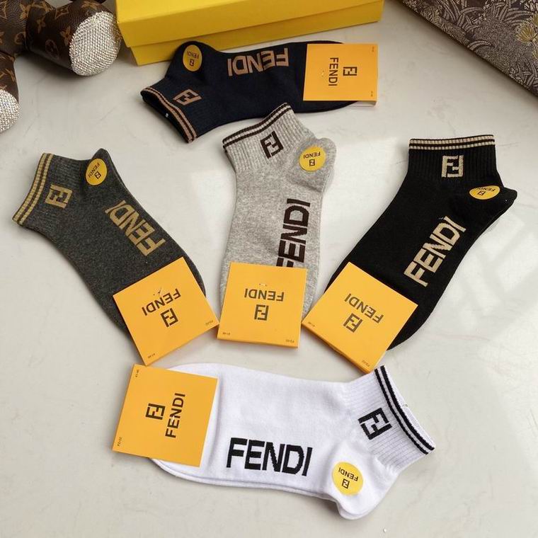 Fendi socks   (5)