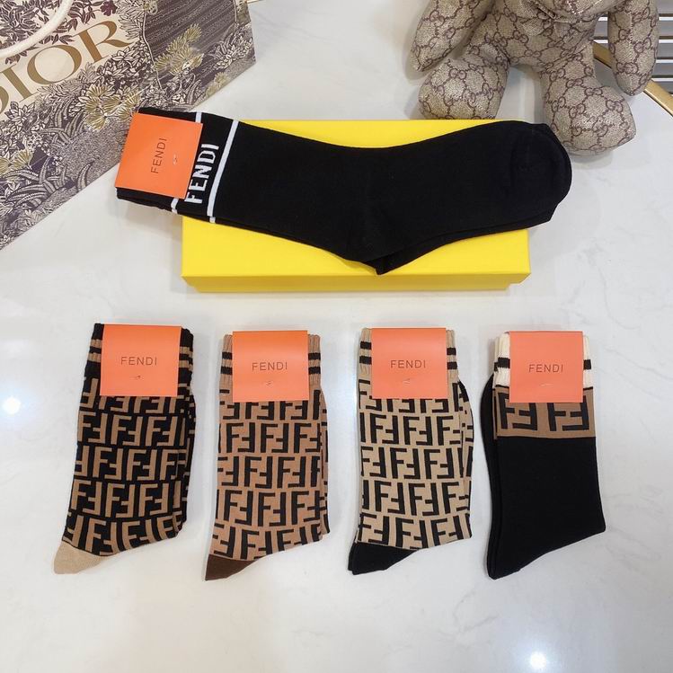 Fendi socks   (5)