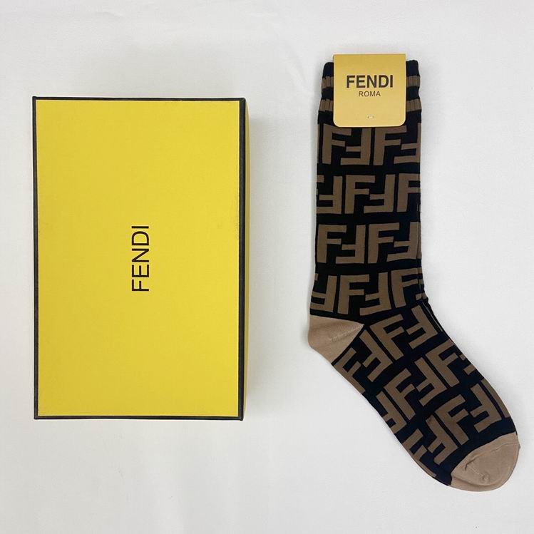 Fendi socks   (5)