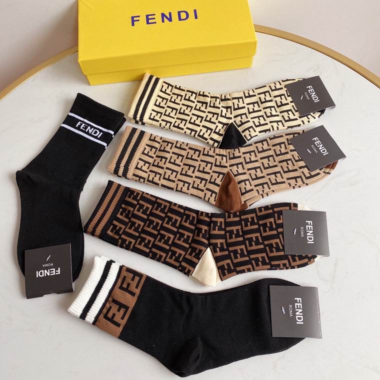 Fendi socks   (6)