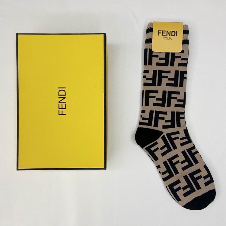 Fendi socks   (6)