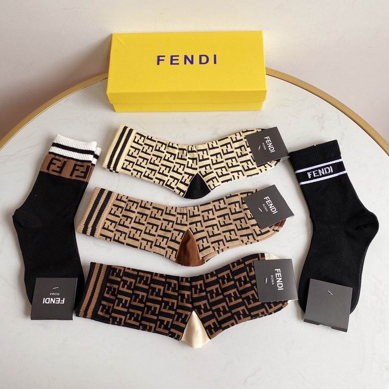 Fendi socks   (7)